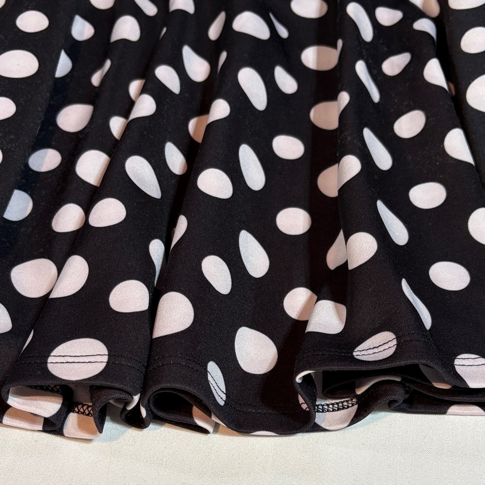 Disney Minnie Mouse Polka Dot Skater Skirt with Red Bow women’s Large - Picture 4 of 12